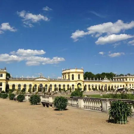 Art City-studio Kassel 10, Groß, Modern, Citynah, Kostenfreie Parkplätze, Süd-balkon, Ruhig, Herkulesblick, Voll Ausgestattet Apartment Niestetal