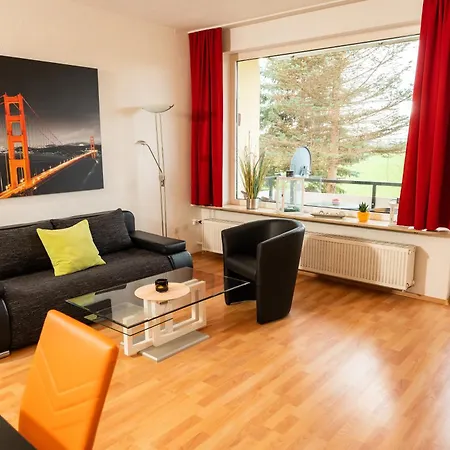 Art City-studio Kassel 10, Groß, Modern, Citynah, Kostenfreie Parkplätze, Süd-balkon, Ruhig, Herkulesblick, Voll Ausgestattet *