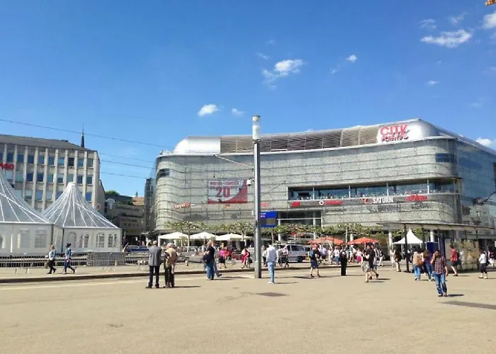 Art City-studio Kassel 10, Gross, Modern, Citynah, Kostenfreie Parkplaetze, Sued-balkon, Ruhig, Herkulesblick, Voll Ausgestattet * Niestetal