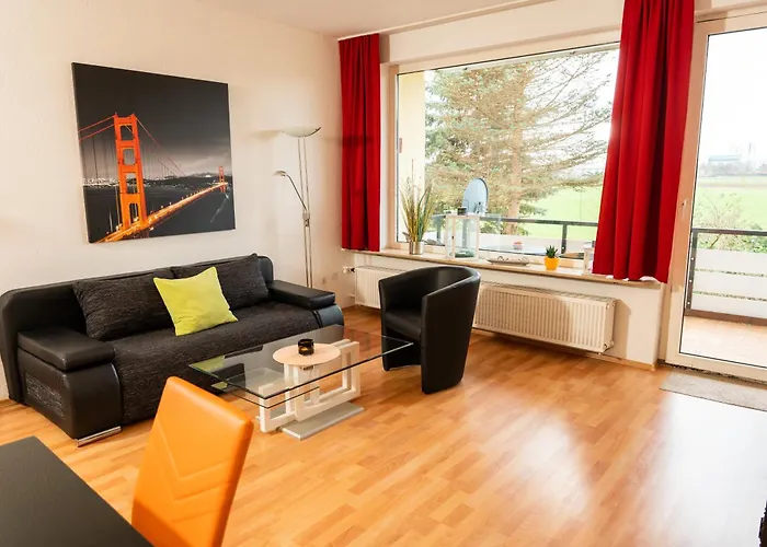 Art City-studio Kassel 10, Gross, Modern, Citynah, Kostenfreie Parkplaetze, Sued-balkon, Ruhig, Herkulesblick, Voll Ausgestattet *