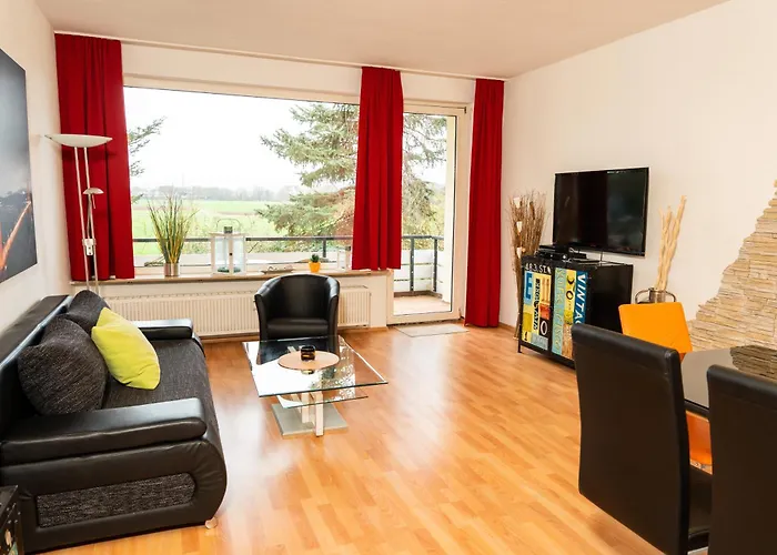 Art City-studio Kassel 10, Gross, Modern, Citynah, Kostenfreie Parkplaetze, Sued-balkon, Ruhig, Herkulesblick, Voll Ausgestattet *