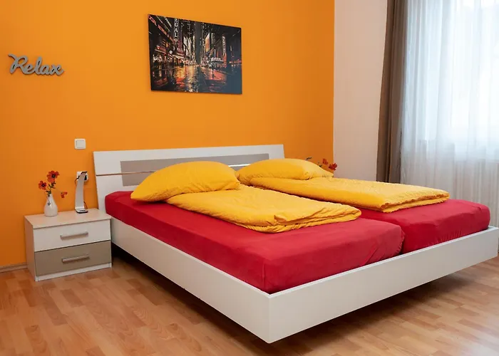 شقة Art City-studio Kassel 10, Gross, Modern, Citynah, Kostenfreie Parkplaetze, Sued-balkon, Ruhig, Herkulesblick, Voll Ausgestattet Niestetal